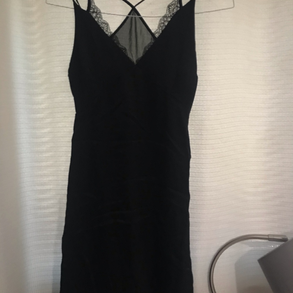 Zara - Picture 4 of 4